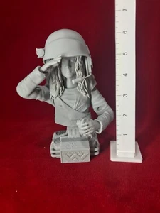 Aliens - Newt - "A-Firmative" - Resin Bust Kit  - 1/4 Scale (6") - Picture 1 of 8