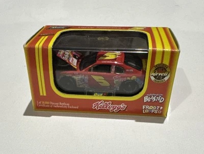 1/64 #5 1998 TERRY LABONTE KELLOGG'S FROOT LOOPS MONTE CARLO REVELL DIECAST CAR - Image 1 of 4