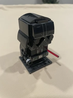 Lego Brickheadz 41619 Star Wars Darth Vader w/Instructions - Image 1 of 4