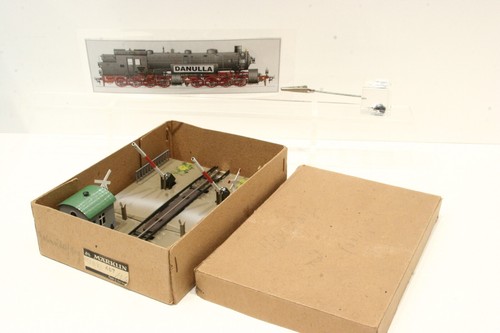 Bild 1 von 12