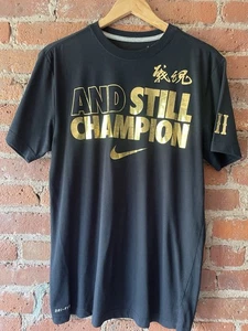 UFC 172 Jon Jones And Still Champion NIKE Dri-Fit T-Shirt Gr. M Gold Schriftzug - Bild 1 von 12