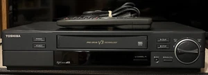 Toshiba M754 Videorecorder VHS Player Recorder 6 Head Pro Drum V3 ohne Fernbedienung komplett getestet! - Bild 1 von 7