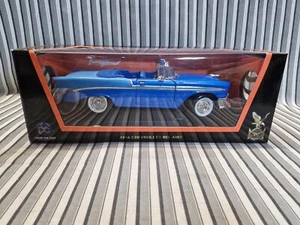 Modellino auto Road Signature Collec scala 1/18 92128 - 1956 Chevrolet Bel Air - Blu - Foto 1 di 7
