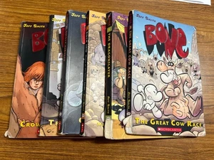 Knochen Graphic Novel Comics von Jeff Smith Taschenbuch Posten von 6 Büchern (2 4 5 7 8 9) - Bild 1 von 1