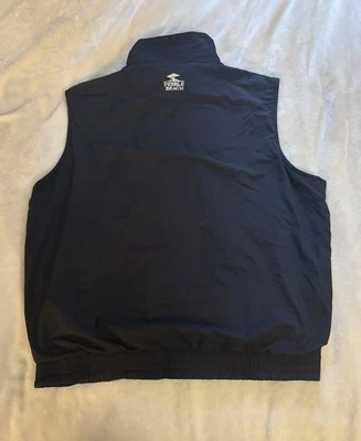 Pebble Beach 男式羊毛衬里背心,尺寸 L — 第 1/3 张图片