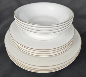 12 piezas - Ajuste de 4 lugares Corning Designs Ocasiones Bar Puerto Blanco Taupe/Bronceado Borde - Imagen 1 de 13