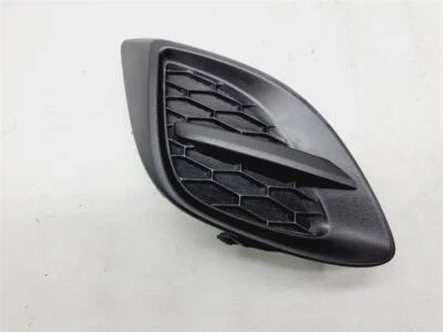 2011 2012 2013 2014 MAZDA 2 RIGHT FRONT BUMPER FOG LIGHT TRIM COVER DR62-50-C11 - Image 1 of 4