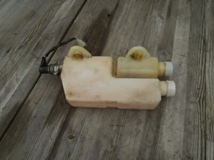 Motobi Misano 50 Ausgleichsbehälter Öltank oil Wassertank Deckel - Bild 1 von 5