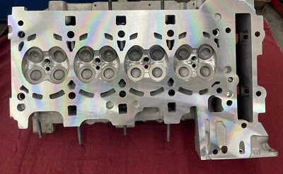 Cabeça de cilindro do motor para BMW 328i 420i 528i X1,X3,Z4,F10,F30,F32,E89,N20,N26 2.0 - Imagem 1 de 4