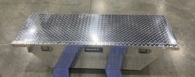 Trailfx Low Profile Angled Single Lid Crossover Toolbow With Struts-120601 - Image 1 of 4