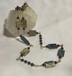 Beautifully Handcrafted Sterling Silver Wire & Abalone Beaded 18” Necklace - Picture 1 of 10