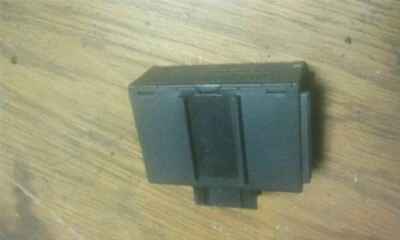 Centralina alzacristalli Peugeot 106 II S2 73642002 9624799080 - Immagine 1 di 4