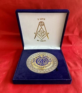 Hiram Award Teller 4,25" mit Samtbox - Bild 1 von 4