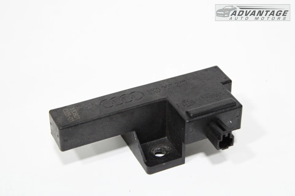 2012-2018 AUDI A7 QUATTRO FRONT RIGHT DOOR KEYLESS ENTRY ANTENNA MODULE UNIT OEM - Image 1 of 4