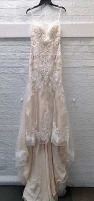 New Maggie Sottero Glorietta Lynette With Delicate Beaded Lace Sz 6 - Image 1 of 4