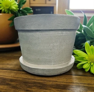 Vtg  1988 Henri Studio Concrete Cement 15" Round Classic Garden Planter Pot - Image 1 of 4