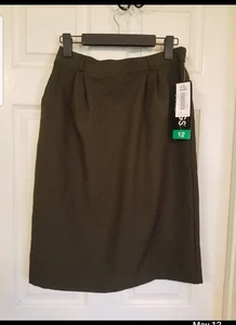 Gonna Briggs vintage donna tg 12 verde oliva elastica vita laterale spacco schiena nuova con etichetta - Foto 1 di 12