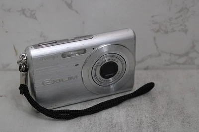 Casio EXILIM ZOOM EX-Z60 Silver 6.0MP Digital Camera TESTED WORKING - Image 1 of 4