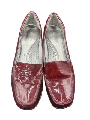 Easy Spirit 女式 7 M ~ 红色漆皮绗缝懒人鞋 — 第 1/4 张图片