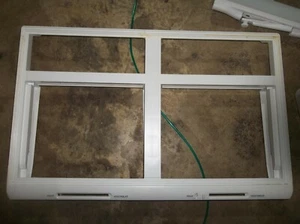 MAYTAG REFRIGERATOR  CRISPER SHELF FRAME 61005131 FROM MODEL  MTB2156GEW - Picture 1 of 2