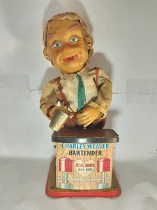 VTG CHARLIE WEAVER BARTENDER 1962 JAPAN BATT OPERATED TIN TOY COLLECTIBLE - Picture 1 of 4