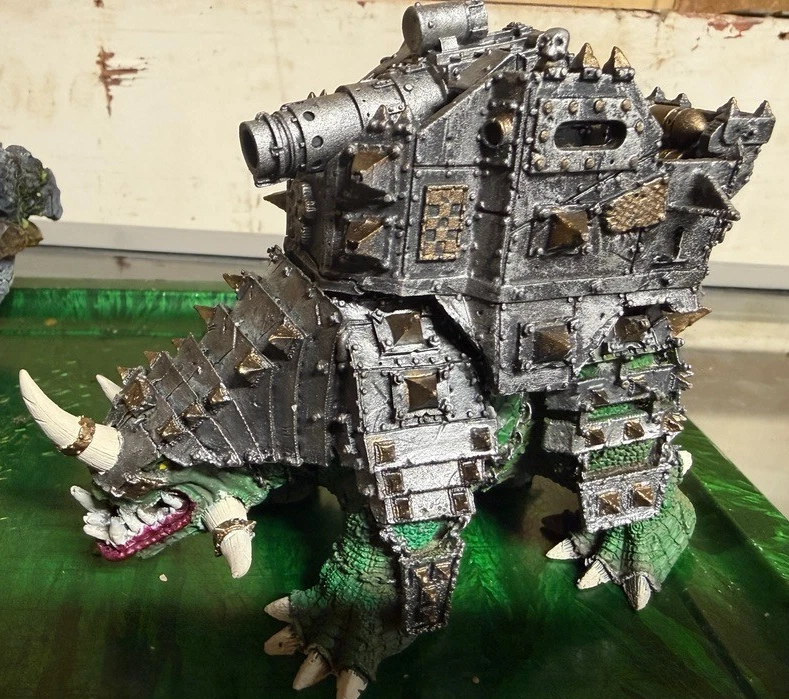 Warhammer 40K ORK SQUIGGOTH Painted Resin - Image 1 of 4