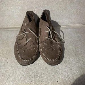 Zapatos Oxford Hush Puppies para mujer 7,5 AA mocasín marrón gamuza cuero - Imagen 1 de 9