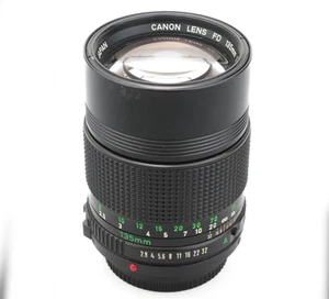 Canon FD 135mm f2.8 MF Portrait Telephoto Lens - FD mount - good condition - Picture 1 of 4