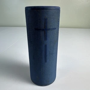 Altavoz portátil Bluetooth Ultimate Ears UE Boom 3 sucio y rayado - azul - Imagen 1 de 14