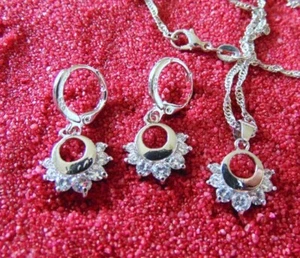 925 Silber Schmuck Set Funken Stern Halskette Anhänger Ohrhänger - Bild 1 von 10