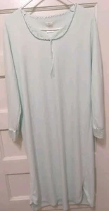 Secret Treasures Ladies Size Medium  Green Polyester Long Sleeve Nightgown  - Picture 1 of 11