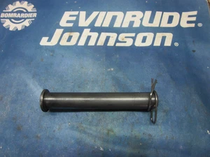 JOHNSON EVINRUDE 40 48 50 HP MOLDURA INCLINABLE PIN Y CLIP 1989-2004 332435 334259 USADO - Imagen 1 de 4