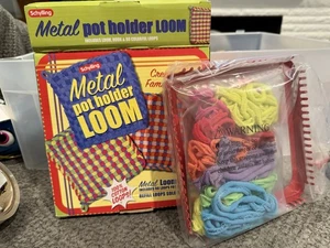 Webstuhl Metall Topflappen Webstuhl Set, rot 2010 NEU (299) - Bild 1 von 3