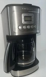 Cuisinart Programmable DCC-3200 Coffee Maker 14 Cup servings Tested ✅ - Picture 1 of 12