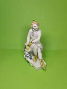 Estatuilla de porcelana soviética - Patinador artístico - Kiev - De colección - Imagen 1 de 10