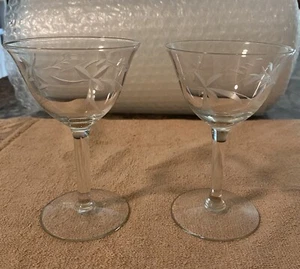Vintage Cocktailgläser zart geätzt Weizen Design, mit Stielen, 2er Set - Bild 1 von 4
