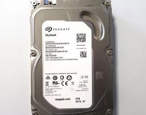 Seagate ST2000VX003 1HH164-501 CV12 WU China (W524) 3.5" 2.0TB Sata 10JAN2017 - Picture 1 of 1