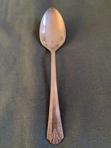 Vernon Silver Plate Tablespoon - 1928 Casino Pattern - Vintage - Picture 1 of 5