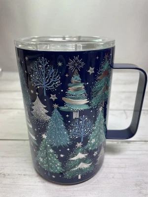 Vaso de Navidad Clementine con mango ~ Pinos azules/verdes sobre azul ~ 17 oz. NUEVO Foto 1 de 4