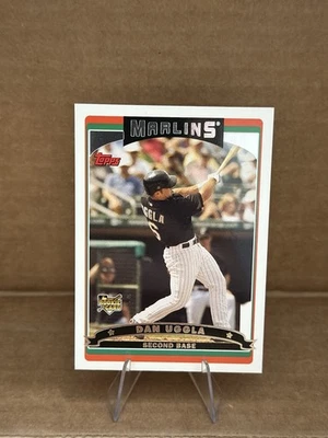 2006 Topps - Dan Uggla #631 (RC) - Image 1 of 2