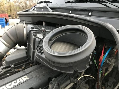 Filtro de aire Peterbilt 579 - usado Foto 1 de 4