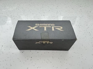Buje delantero Shimano XTR HB-M950QR 28 orificios caja al por menor solo bicicleta de montaña retro gris - Imagen 1 de 16