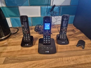 BT Premium Phone 090632 Trzy telefony - Sugerowana cena detaliczna 99,99 £ - Zdjęcie 1 z 4