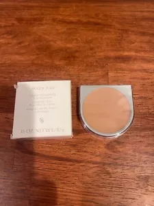Mary Kay Creme To Powder Foundation Beige 2.0 - .35 oz. - #310400- NIB NOS - Picture 1 of 4
