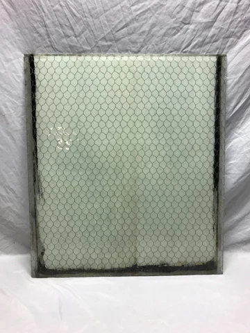 1 Piece Vintage 24x27 Industrial Chicken Wire Safety Security Glass Old 1076-23B Cover