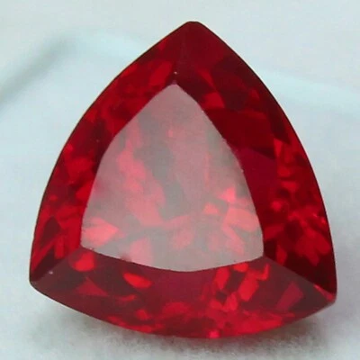 Natural 5.15 Ct Certified Mogok Pigeon Blood Red Ruby 10x10 MM Trillion Gemstone - Image 1 of 4