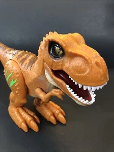 Zuru Robo Alive Attacking TRex Dinosaurier batteriebetrieben Roboter Spielzeug 12x7" Figur - Bild 1 von 9