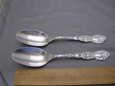 DOS CUCHARAS SOPERAS OVALADAS DE POSTRE/CRISANTEMO IMPERIAL GORHAM (1895)-7 1/2 pulgadas Foto 1 de 4