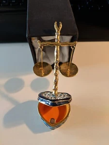 TRINK ME ART COLLECTION TREASURE IT LIBRA - THE SCALE OF JUSTICETRINKET BOX - Bild 1 von 2