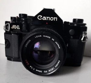 CANON A-1 SCHWARZ OBJEKTIV 50mm 1:1,4 - Bild 1 von 4